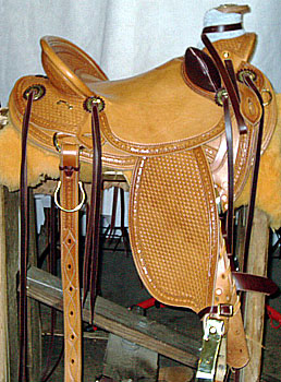 Snub Post Wade Saddle